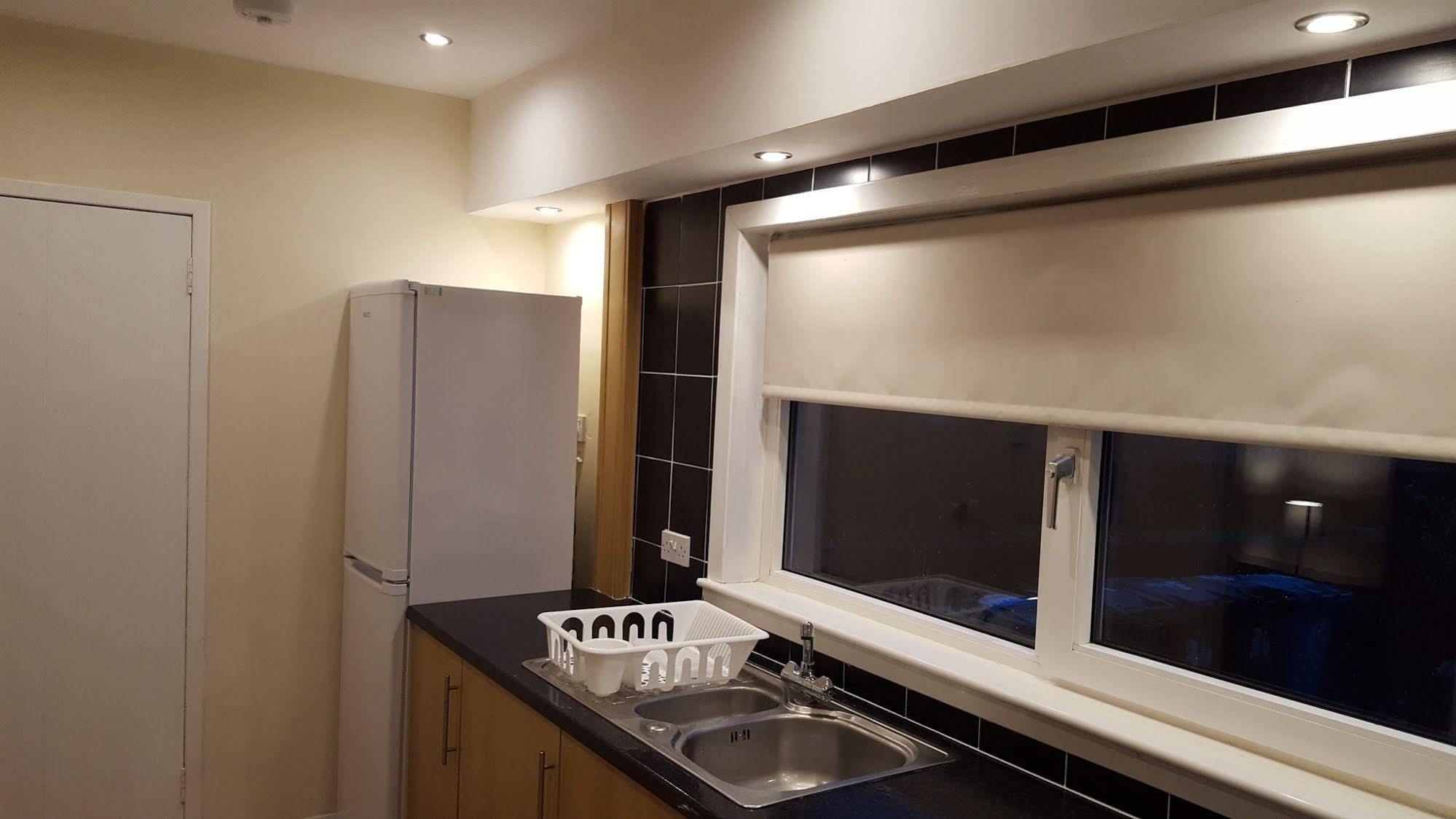 Workforce Property Kirk of Shotts Esterno foto