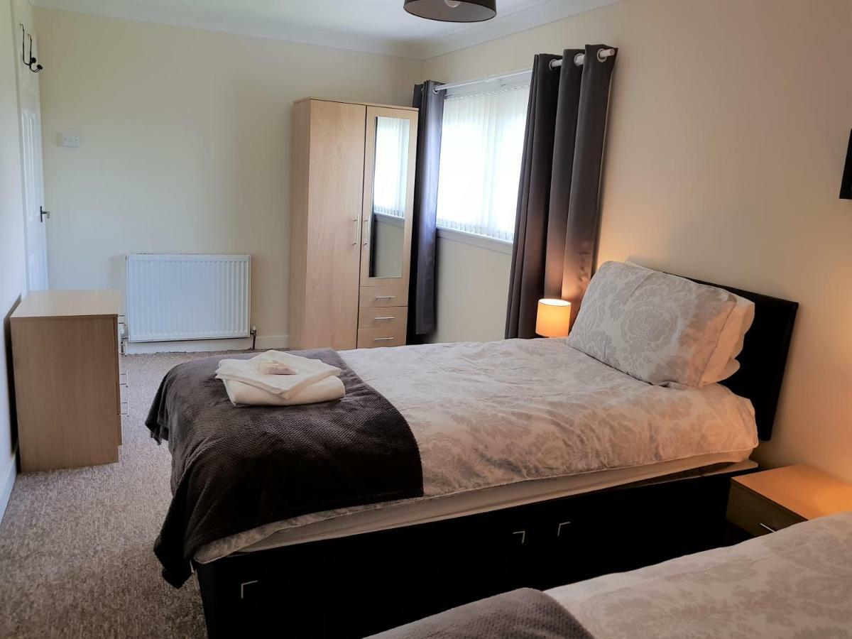 Workforce Property Kirk of Shotts Esterno foto